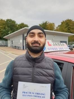 Congratulations Gulinder on passing your Driving Test in Uxbridge!..<br />
Highly recommend Sukh Jassal helped me a lot to pass driving test only with 5 minor mistakes. He is very good instructor